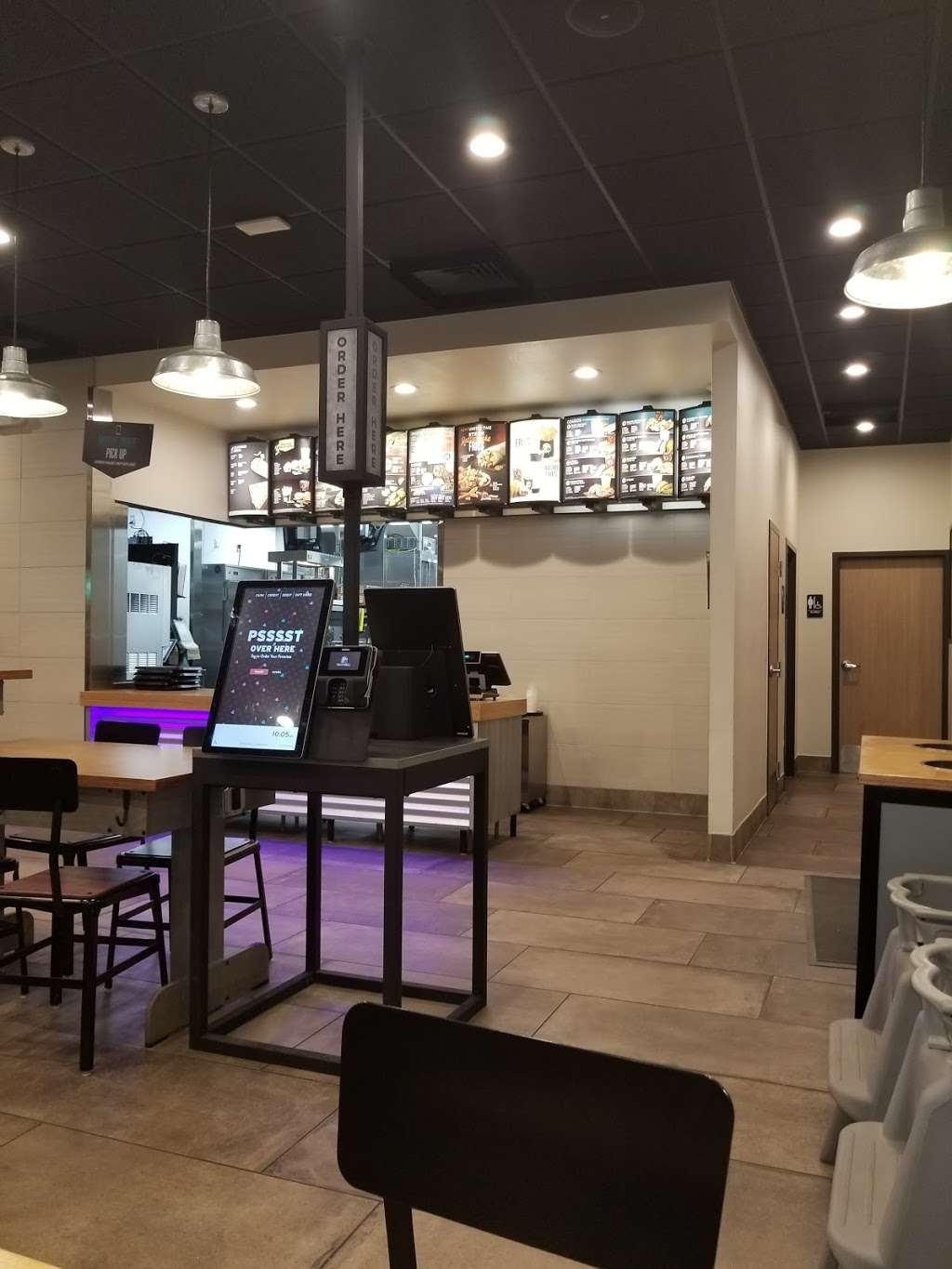 Taco Bell | 11771 North Grand Pkwy, New Caney, TX 77357, USA | Phone: (281) 354-4032