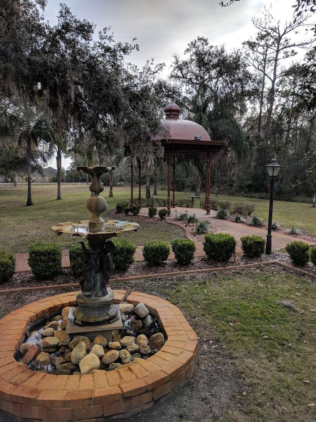 Danville Bed and Breakfast | 232 N Jungle Rd, Geneva, FL 32732, USA | Phone: (407) 349-5724