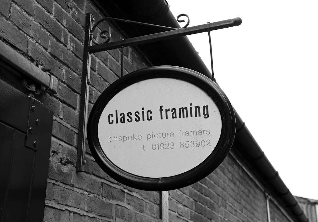 Classic Framing | Battlers Green Farm, Common Ln, Radlett WD7 8PH, UK | Phone: 01923 853902