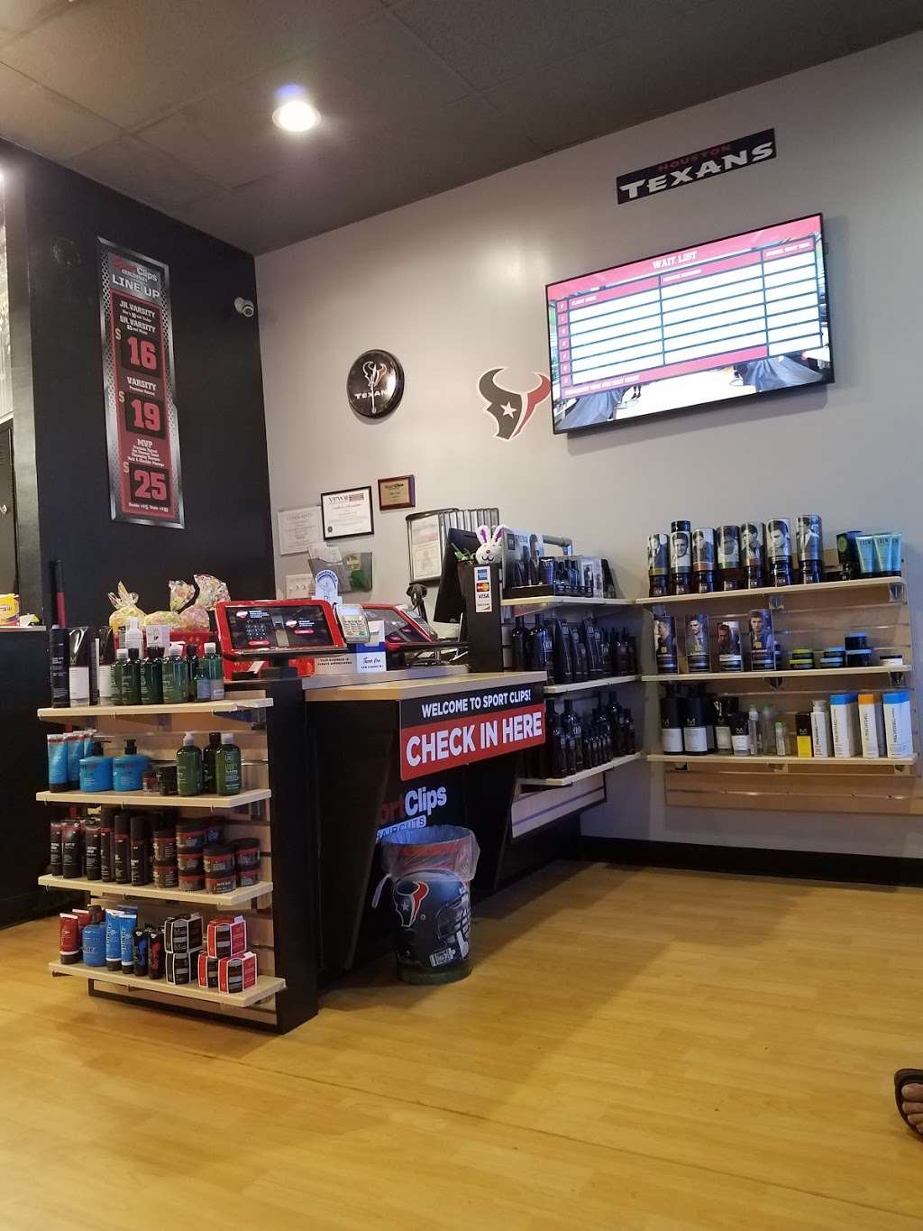 Sport Clips Haircuts of Memorial | 14013 Memorial Dr, Houston, TX 77079 | Phone: (281) 558-2887