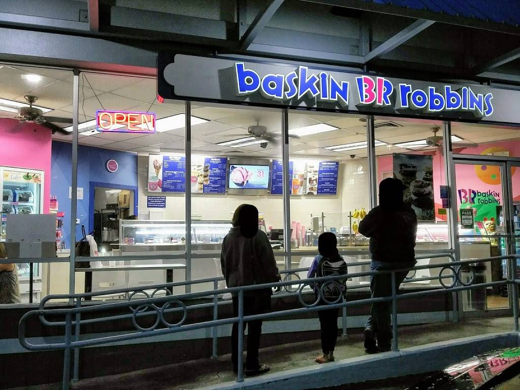 Baskin-Robbins | 1620 N School St Kamehameha Shopping Center, Honolulu, HI 96817, USA | Phone: (808) 847-3131