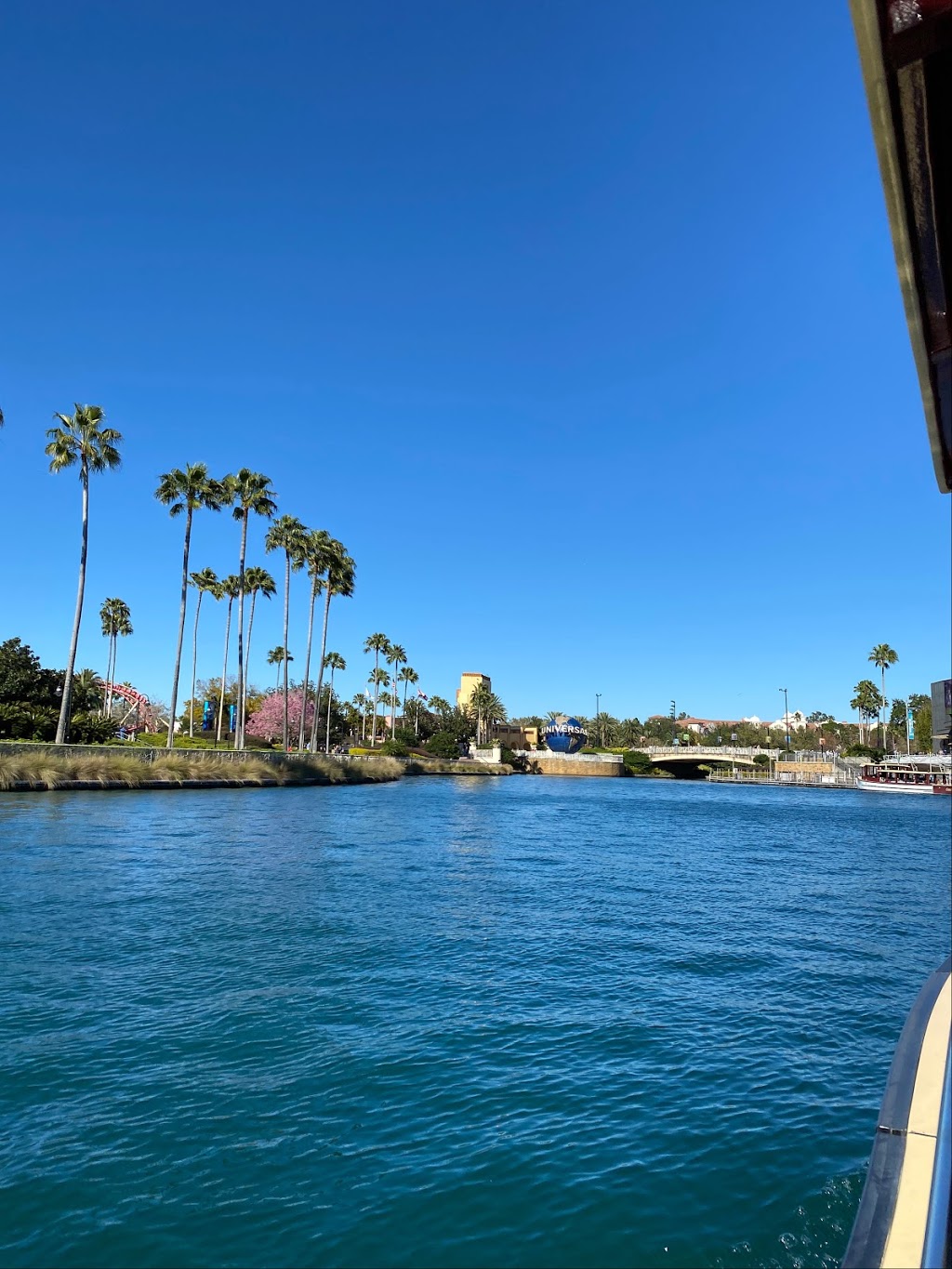 Margaritaville | 6000 Universal Studios Plaza #704, Orlando, FL 32819, USA | Phone: (407) 224-3663