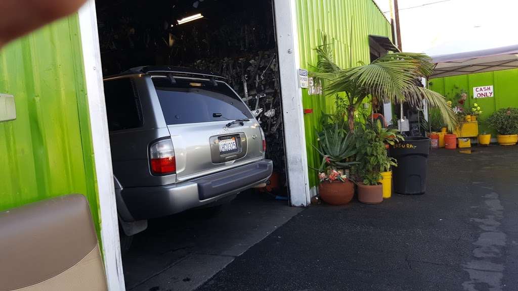 Cocos Auto Dismantling | 9527 S Alameda St, Los Angeles, CA 90002, USA | Phone: (323) 835-0157