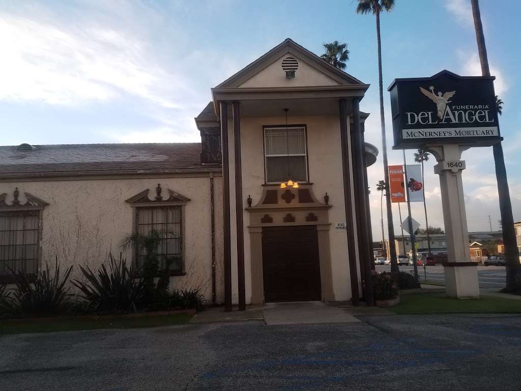 Funeraria Del Angel Wilmington | 1640 N Avalon Blvd, Wilmington, CA 90744 | Phone: (310) 834-8531