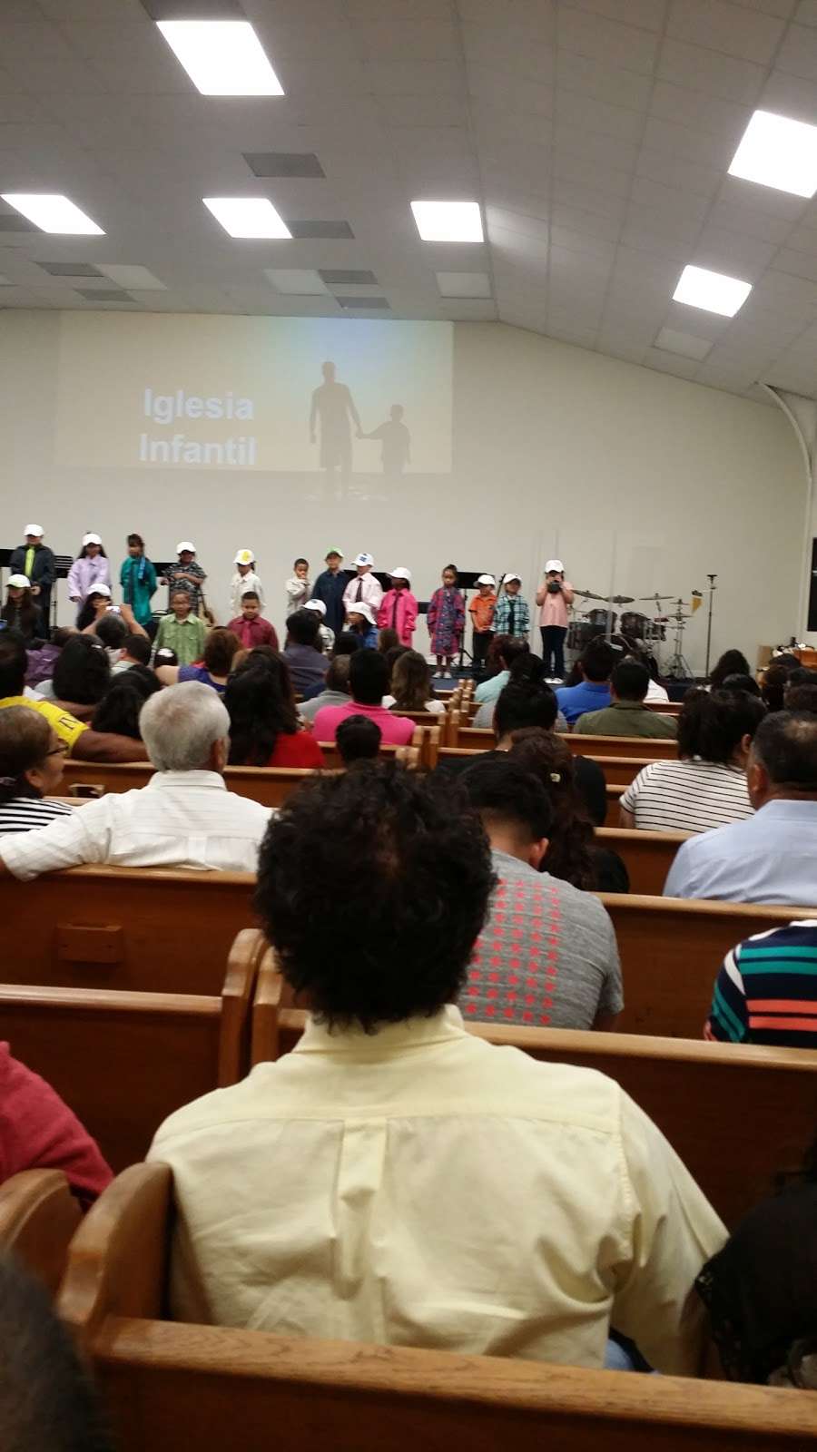 Houston Irvington Spanish Church Of The Nazarene | 4410 Averill St, Houston, TX 77009, USA | Phone: (713) 697-7100