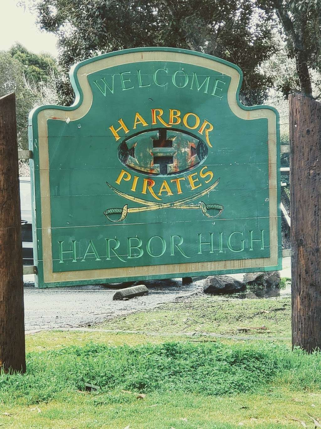 Harbor High School 300 La Fonda Ave Santa Cruz CA 95062 USA