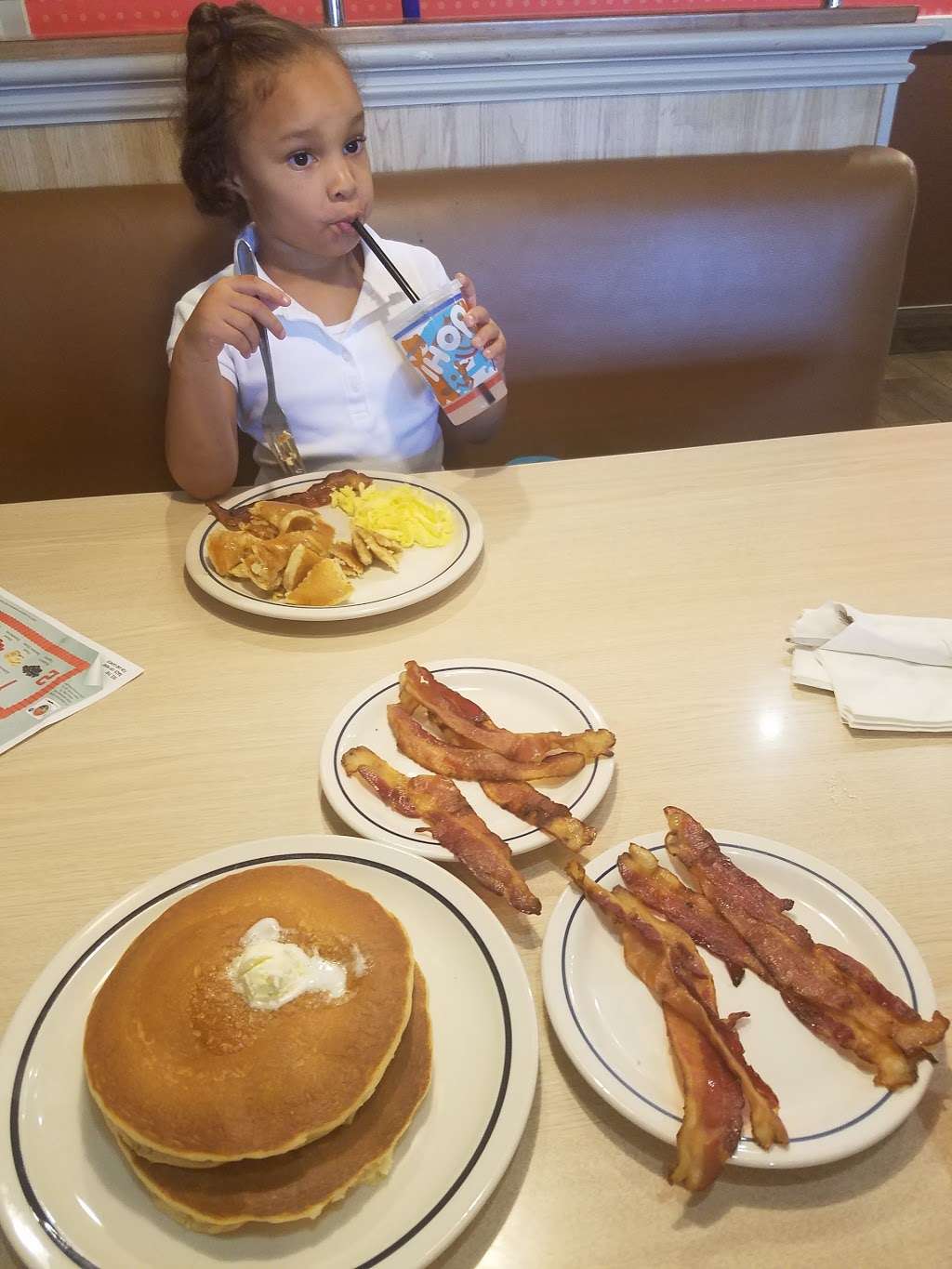 IHOP | 114 Plaza Dr, Vallejo, CA 94591, USA | Phone: (707) 642-1566