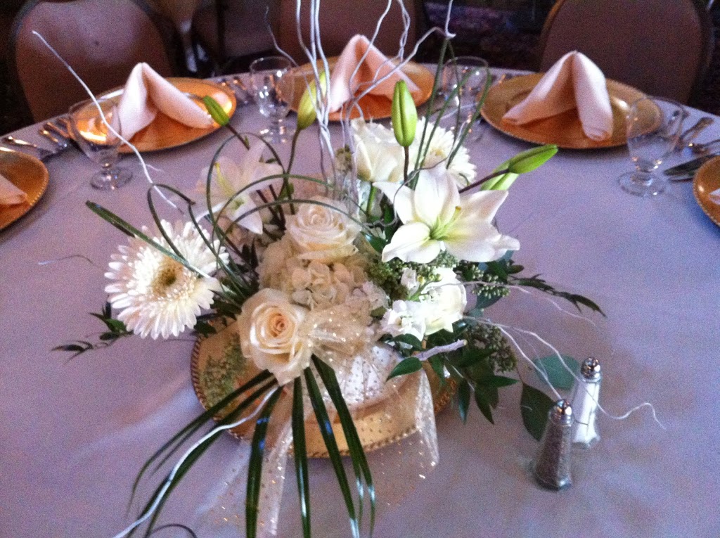 Hy-Vee Flowers By Rob | 5005 Frederick Ave, St Joseph, MO 64506 | Phone: (816) 232-3326