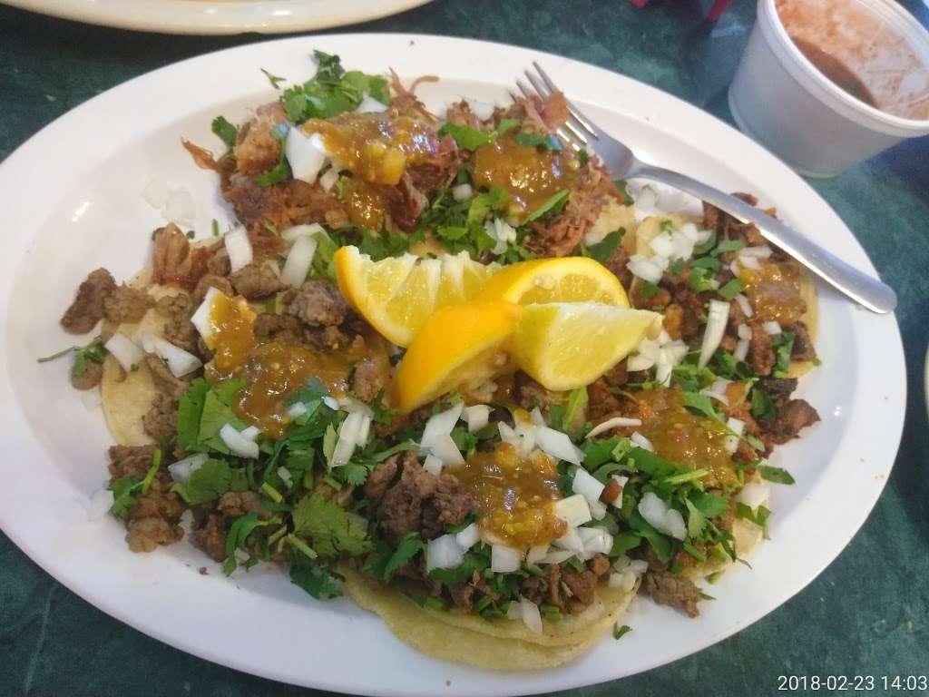 Tudys Taqueria | 1027 W 6th St, Corona, CA 92882, USA | Phone: (951) 737-9129