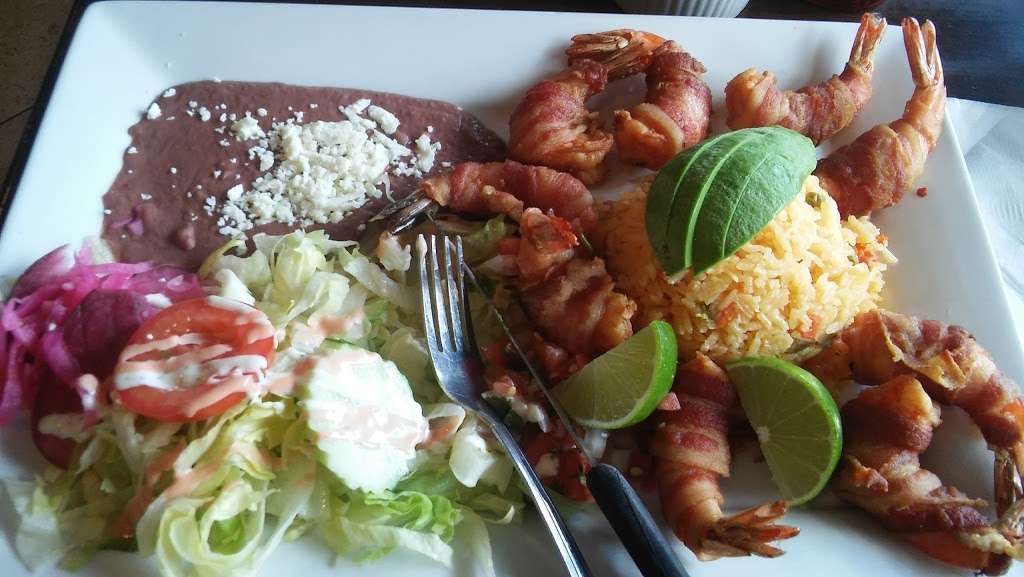 Morazan Bar & Grill | 4400 Central Ave, Charlotte, NC 28205, USA | Phone: (704) 532-1515