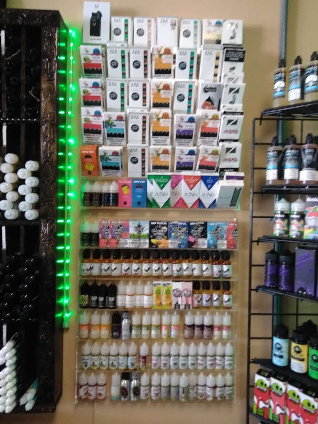 TMBango Vape Shop | 4795 Fay Blvd #19, Port St John, FL 32927, USA | Phone: (321) 604-3650