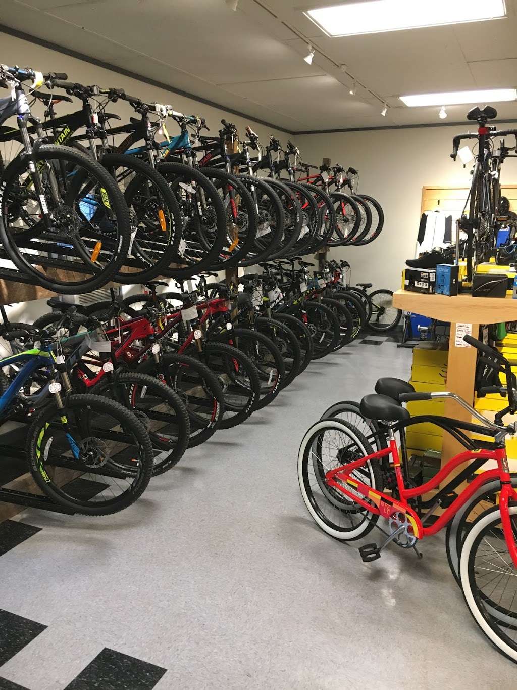 Village Velo Bikes | 3823 Skippack Pike, Skippack, PA 19474, USA | Phone: (610) 222-0560