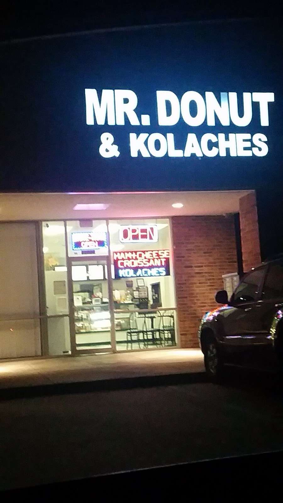 Mr Donut & Kolache | 21020 Highland Knolls Dr # 16, Katy, TX 77450, USA | Phone: (281) 599-0900