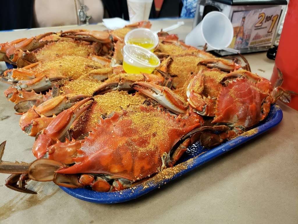 Abners Crab House | 3748 Harbor Rd, Chesapeake Beach, MD 20732 | Phone: (410) 257-3689
