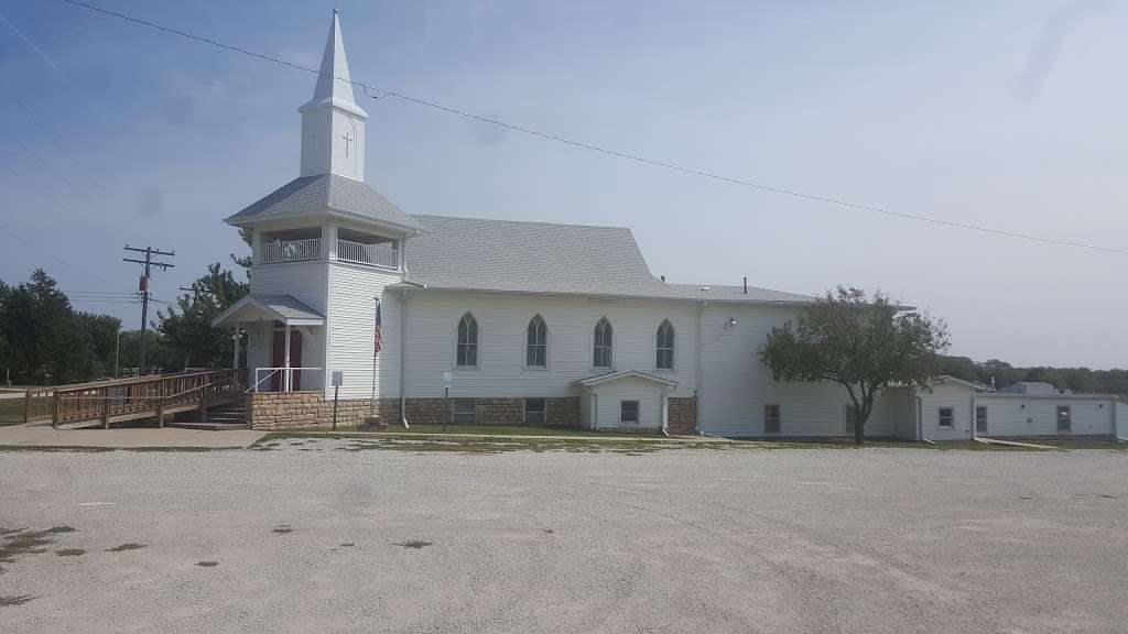 Edinburg Baptist Church | 530 NW Church St, Trenton, MO 64683, USA | Phone: (660) 789-2385