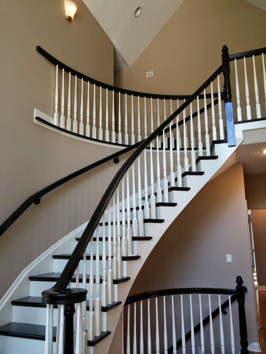 Oz Painting LLC | 3 Gatewood Rd, Levittown, PA 19057, USA | Phone: (610) 969-8726