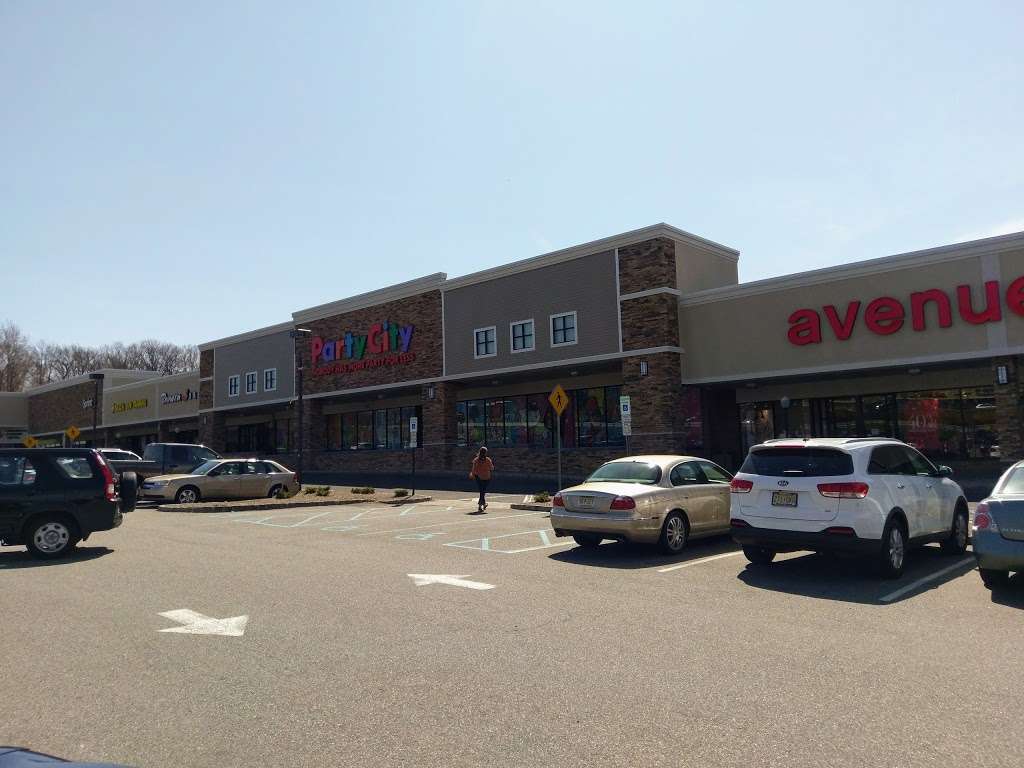 Brentwood Plaza Shopping Center | 1625 NJ-23, Wayne, NJ 07470, USA