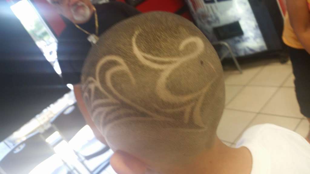 All Star Barber Shop Inc | 2031 Saxon Blvd #108, Deltona, FL 32725, USA | Phone: (386) 532-2887