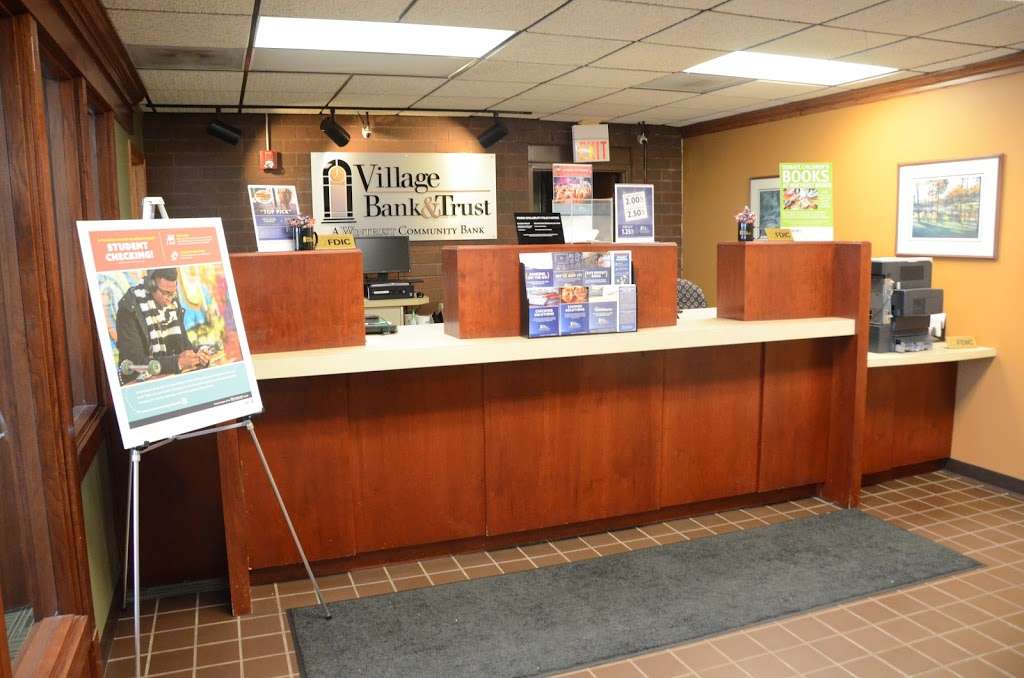 Village Bank & Trust | 1845 E Rand Rd, Arlington Heights, IL 60004, USA | Phone: (847) 483-9367