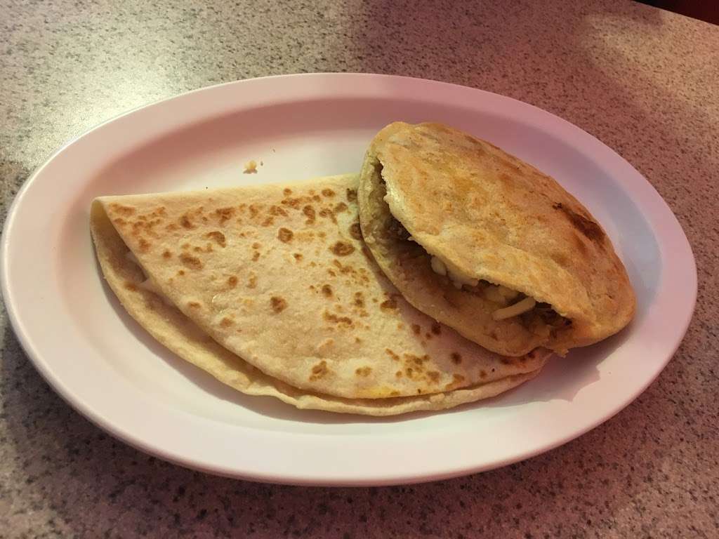 Las Gorditas | 108 N Scott Ave A, Belton, MO 64012, USA | Phone: (816) 372-1753