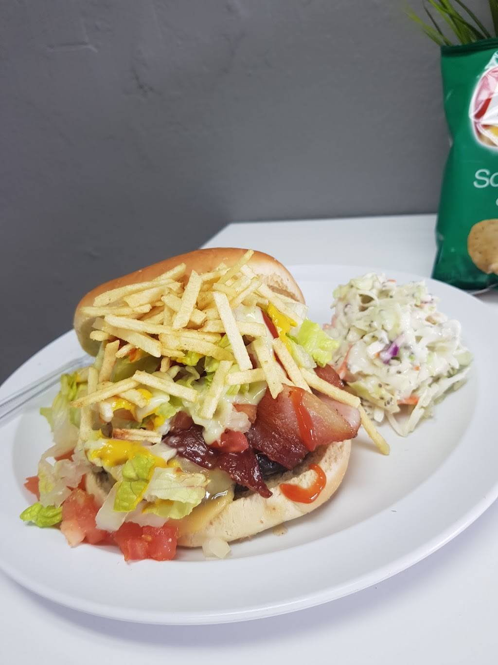 Dale Arepa Bar & Healthy Bistro | 1711 Coral Way, Miami, FL 33145, USA | Phone: (786) 558-4838