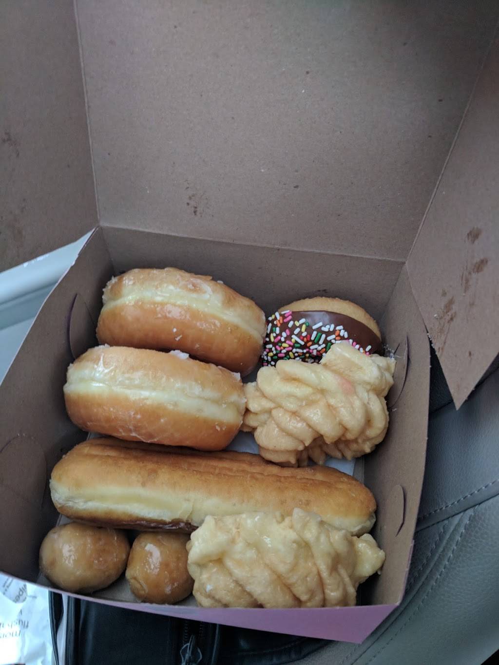 Deys Donuts & Croissant | 12513 Knott St, Garden Grove, CA 92841, USA | Phone: (714) 893-4346