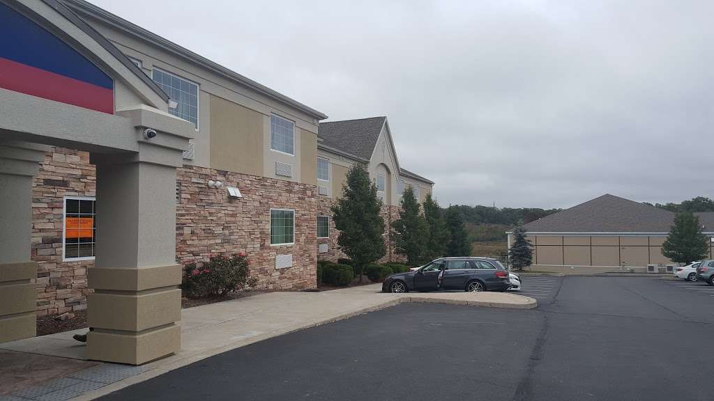 Candlewood Suites Hazleton | 9 Bowmans Mill Road, Hazleton, PA 18202, USA | Phone: (570) 459-1600