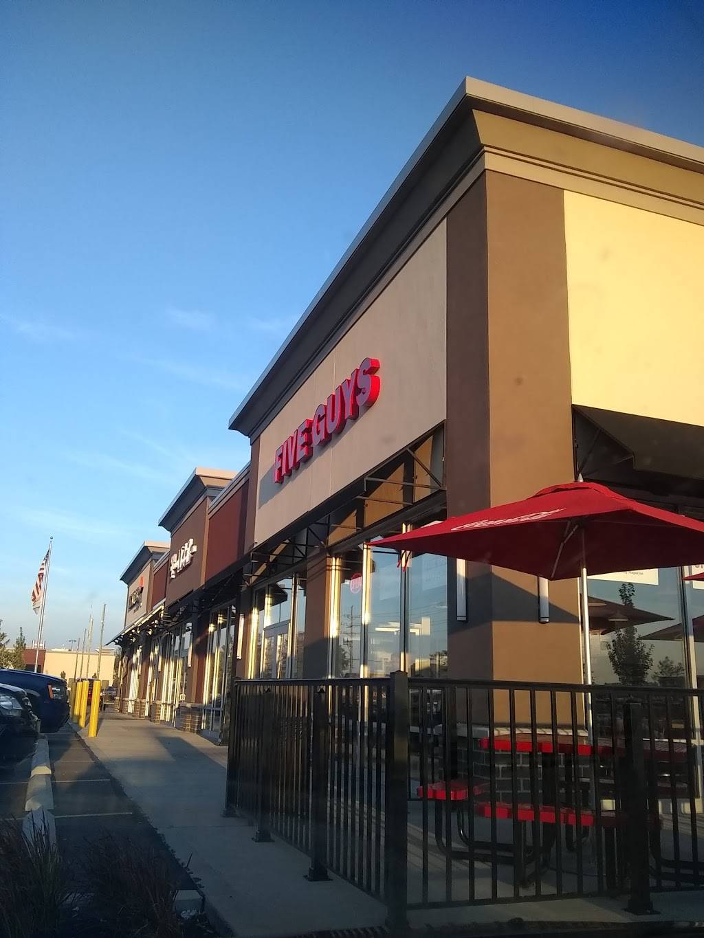 Five Guys | 8249 W Ridgewood Dr, Parma, OH 44129, USA | Phone: (440) 842-0095