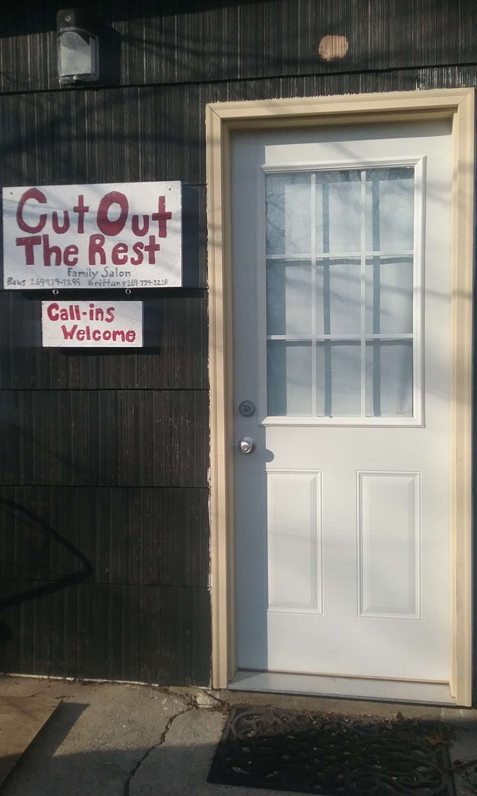 Cut Out The Rest Family Salon | 11 Chestnut St, Three Oaks, MI 49128, USA | Phone: (269) 779-7218