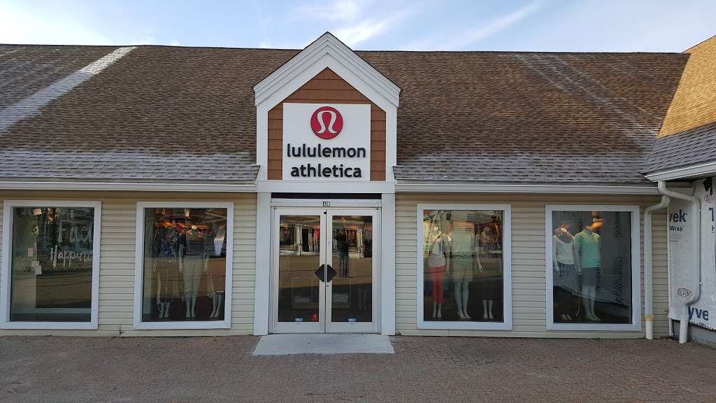 lululemon | 498 Red Apple Ct #435, Central Valley, NY 10917 | Phone: (845) 928-5470