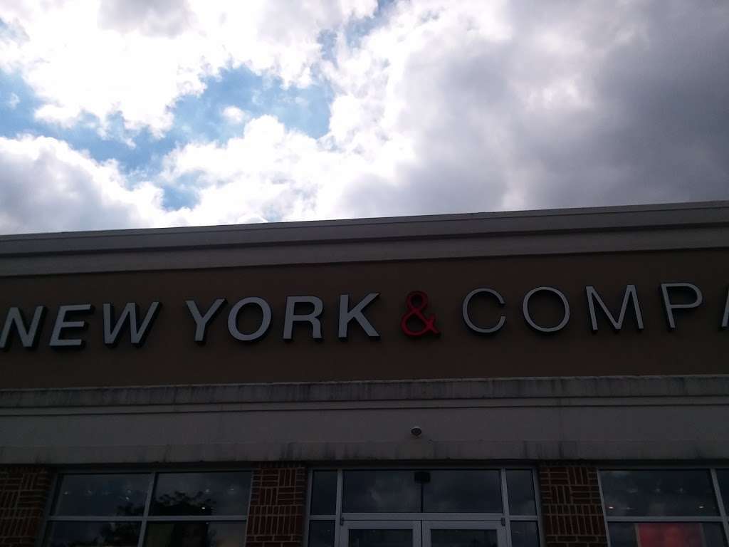 New York & Company | 770 Woodland Rd, Wyomissing, PA 19610, USA | Phone: (610) 374-1904