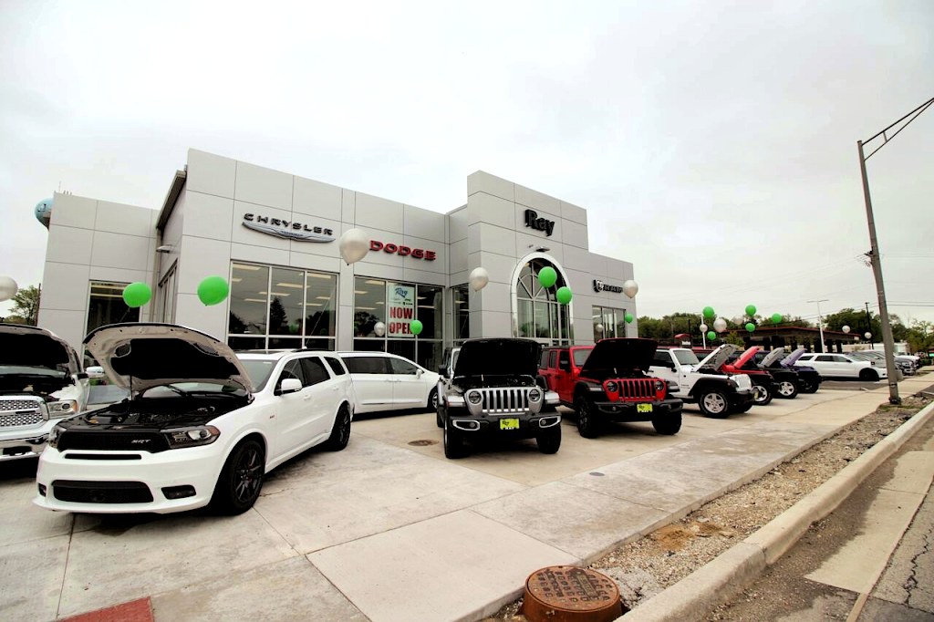 Ray Chrysler Dodge Jeep Ram | 23 N US-12, Fox Lake, IL 60020, USA | Phone: (847) 587-3800