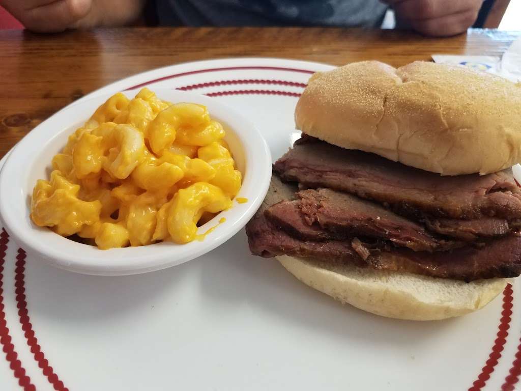 Smokin Brays BBQ | 278 W State St, Hamburg, PA 19526, USA | Phone: (610) 562-6849