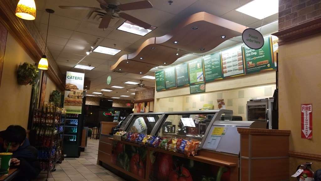 Subway Restaurants | 61 E Mt Pleasant Ave, Livingston, NJ 07039 | Phone: (973) 251-2458