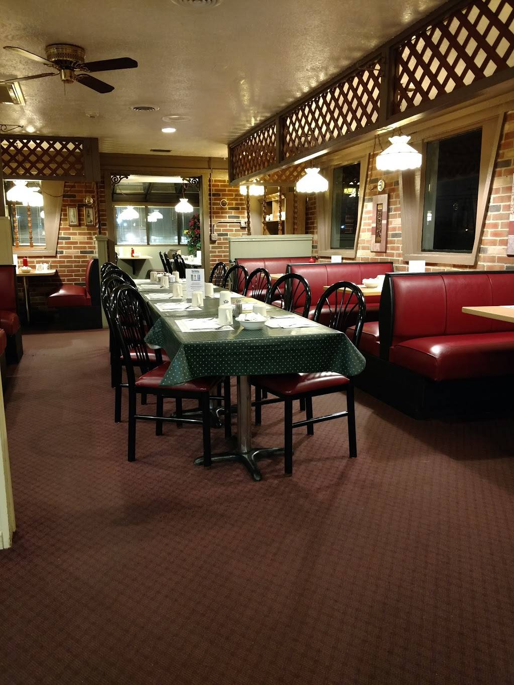 THE GARDEN FAMILY RESTAURANT | 14957 Snow Rd, Brook Park, OH 44142, USA | Phone: (216) 267-5573