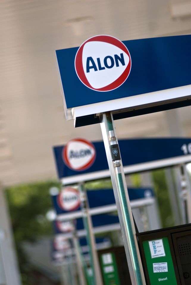 Alon Gas Station | 7233 Gaston Ave, Dallas, TX 75214, USA | Phone: (214) 320-9251