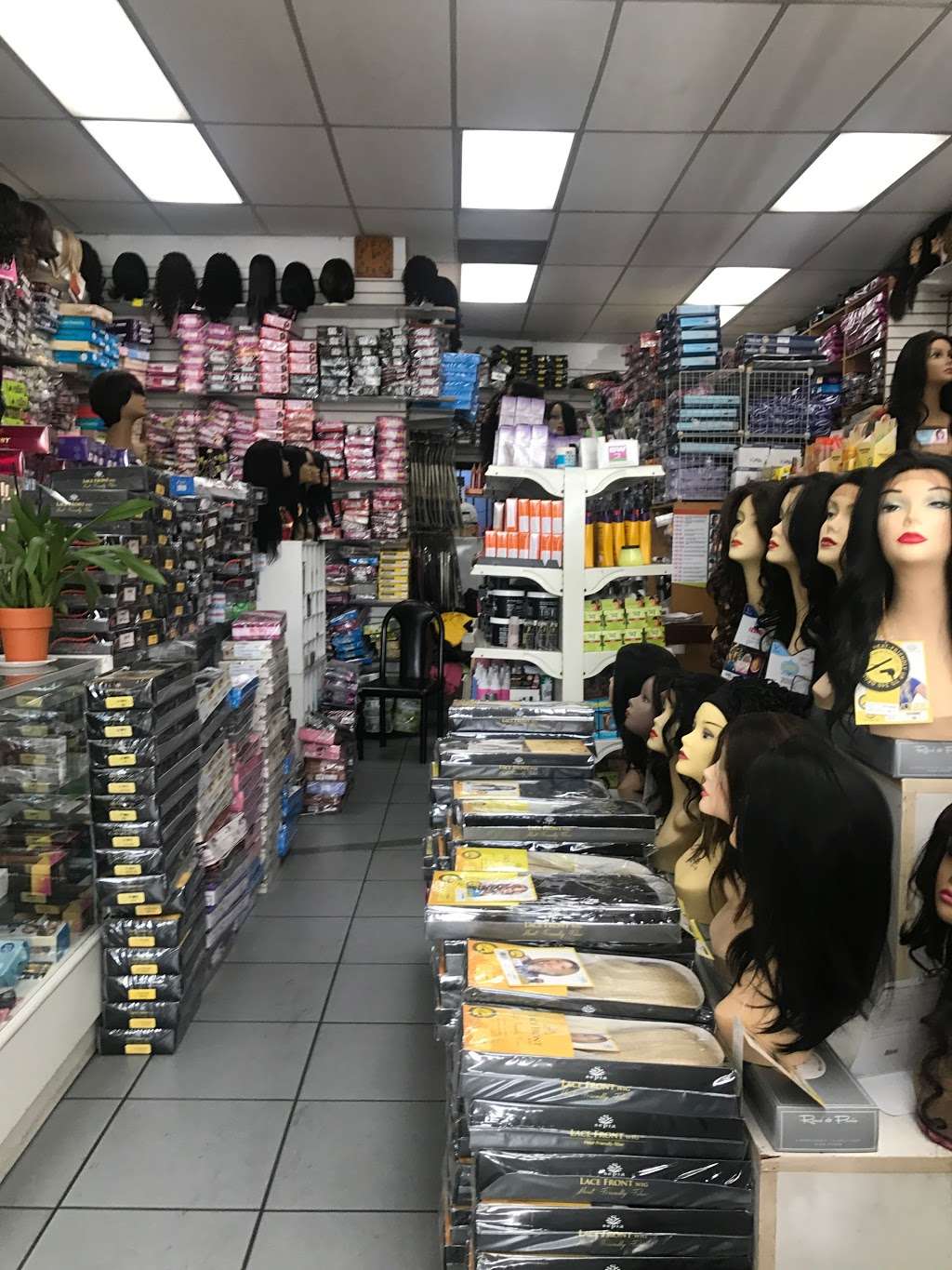 Mid Town Wig Center | 4367 Pico Blvd, Los Angeles, CA 90019, USA | Phone: (323) 934-9310