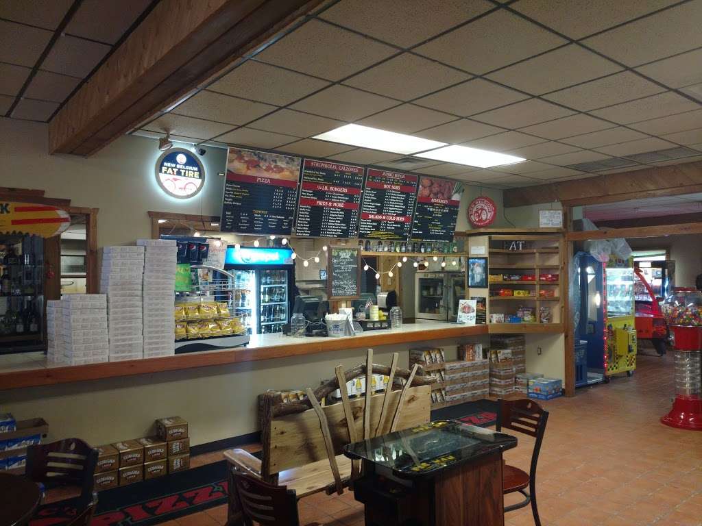 Dominics Pizza | 584 PA-940, Pocono Lake, PA 18347, USA | Phone: (570) 646-0266