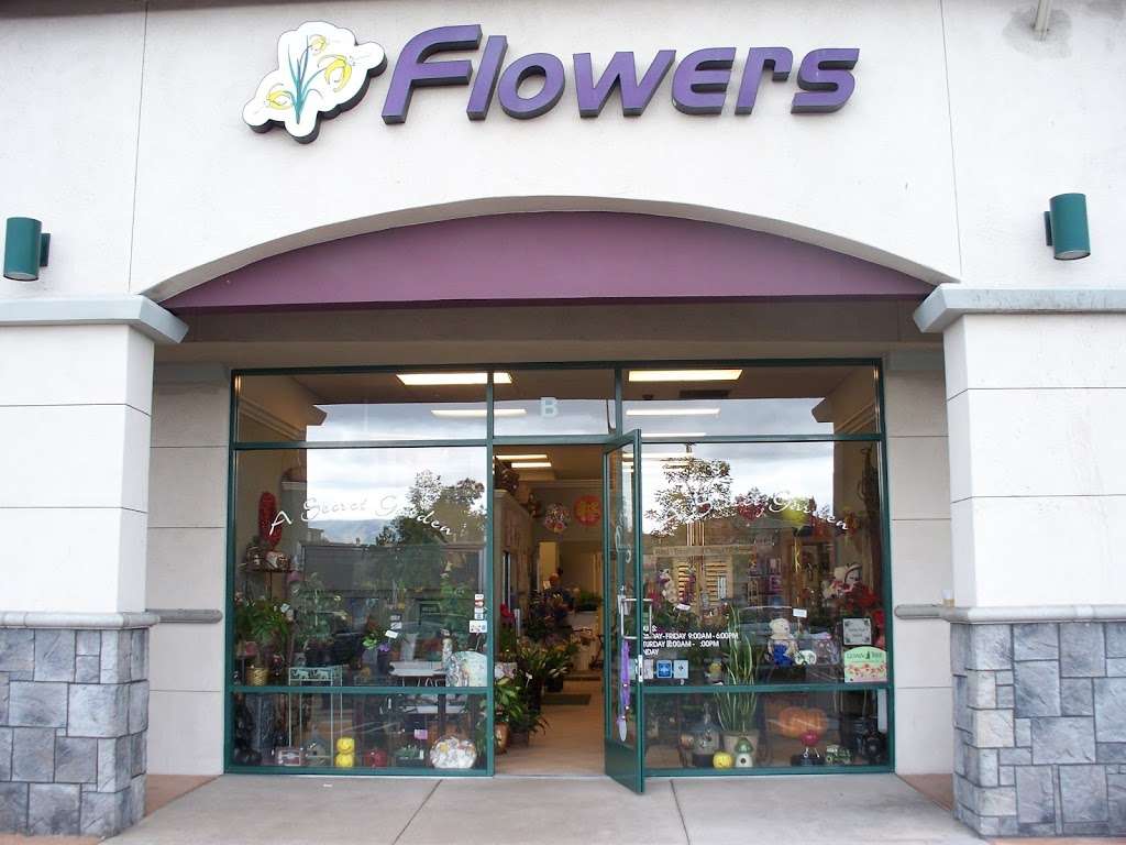 Willow Garden Floral Design & Gift Boutique LLC | 28562 Oso Pkwy Suite B, Rancho Santa Margarita, CA 92688, USA | Phone: (949) 459-9346