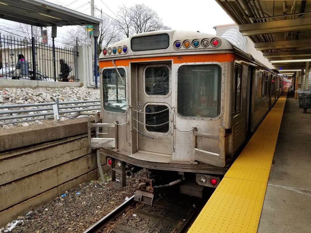 Fern Rock Transportation Center Station | Philadelphia, PA 19141, USA