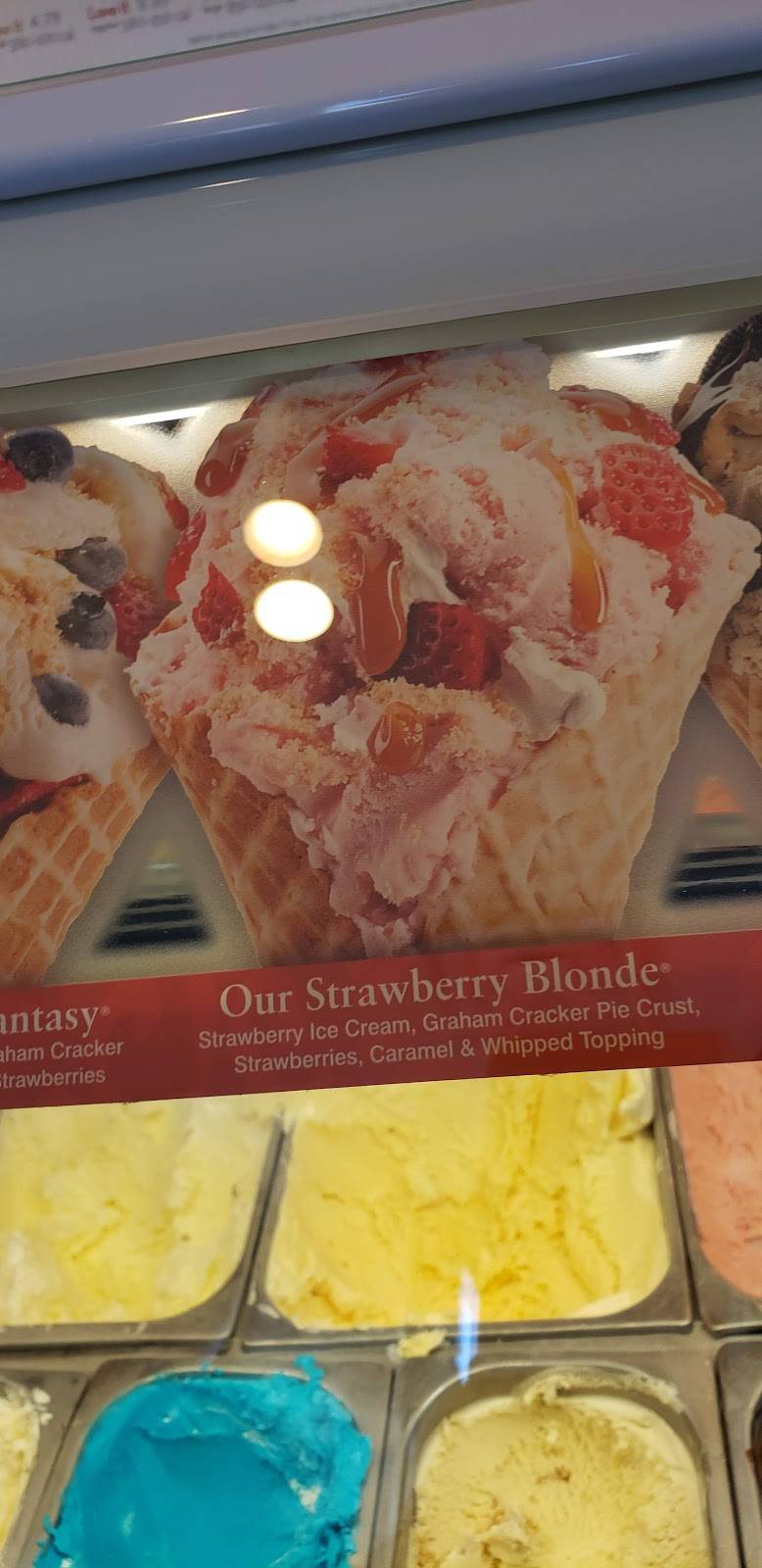 Cold Stone Creamery | 1845 Herndon Ave Ste A, Clovis, CA 93611, USA | Phone: (559) 298-9301