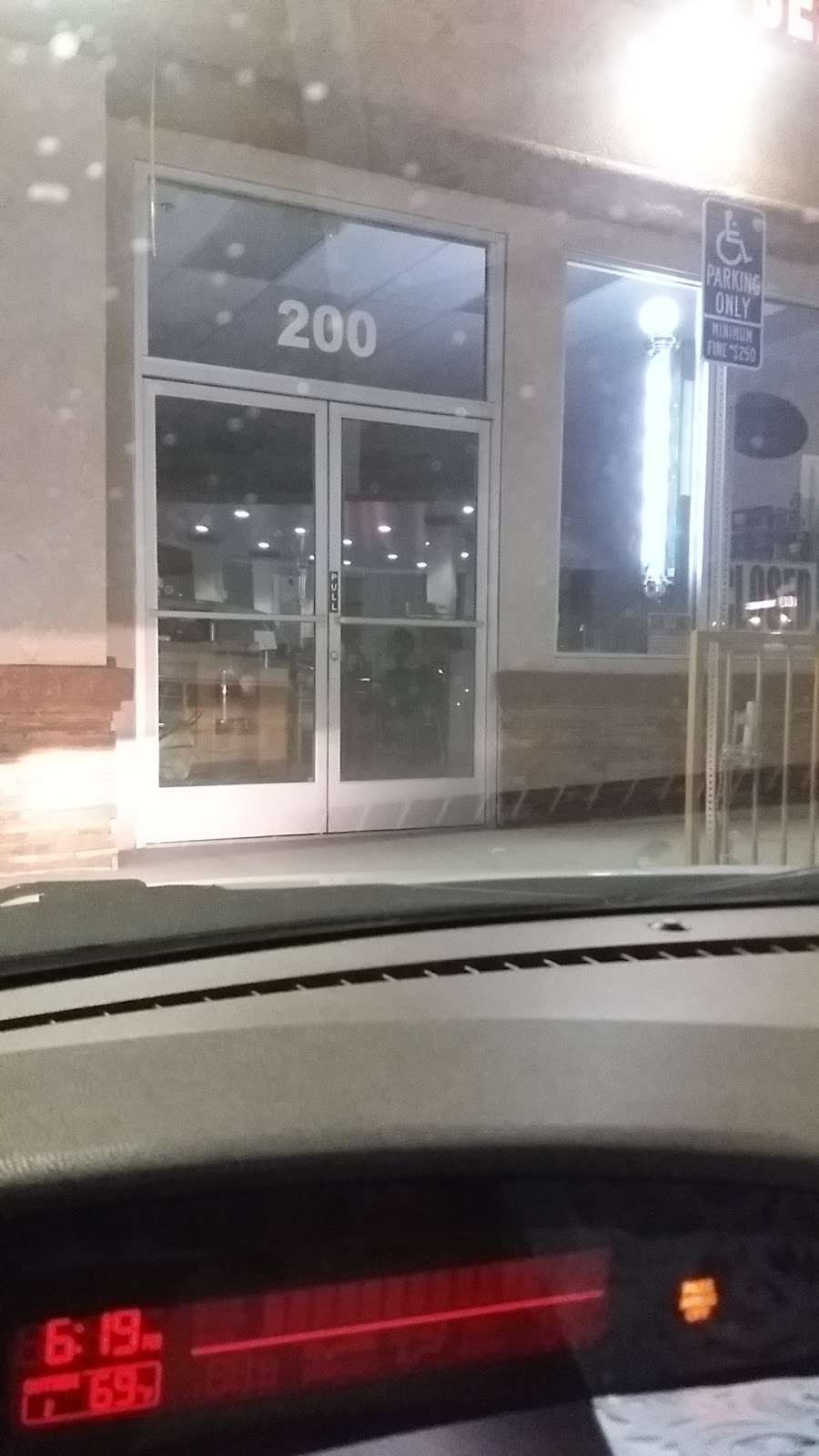 Lalitos Javier and Elviras Barber & Beauty Shop | 16657 Arrow Blvd, Fontana, CA 92335, USA | Phone: (909) 357-2640