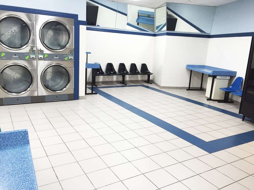 SpinCo Laundromat - Essex | 1561 Hyde Park Rd, Essex, MD 21221 | Phone: (844) 344-7746