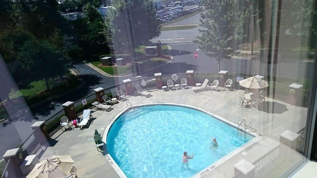 Hampton Inn Charlotte-Belmont @ Montcross | 820 Cecilia Alexander Dr, Belmont, NC 28012, USA | Phone: (704) 825-6100