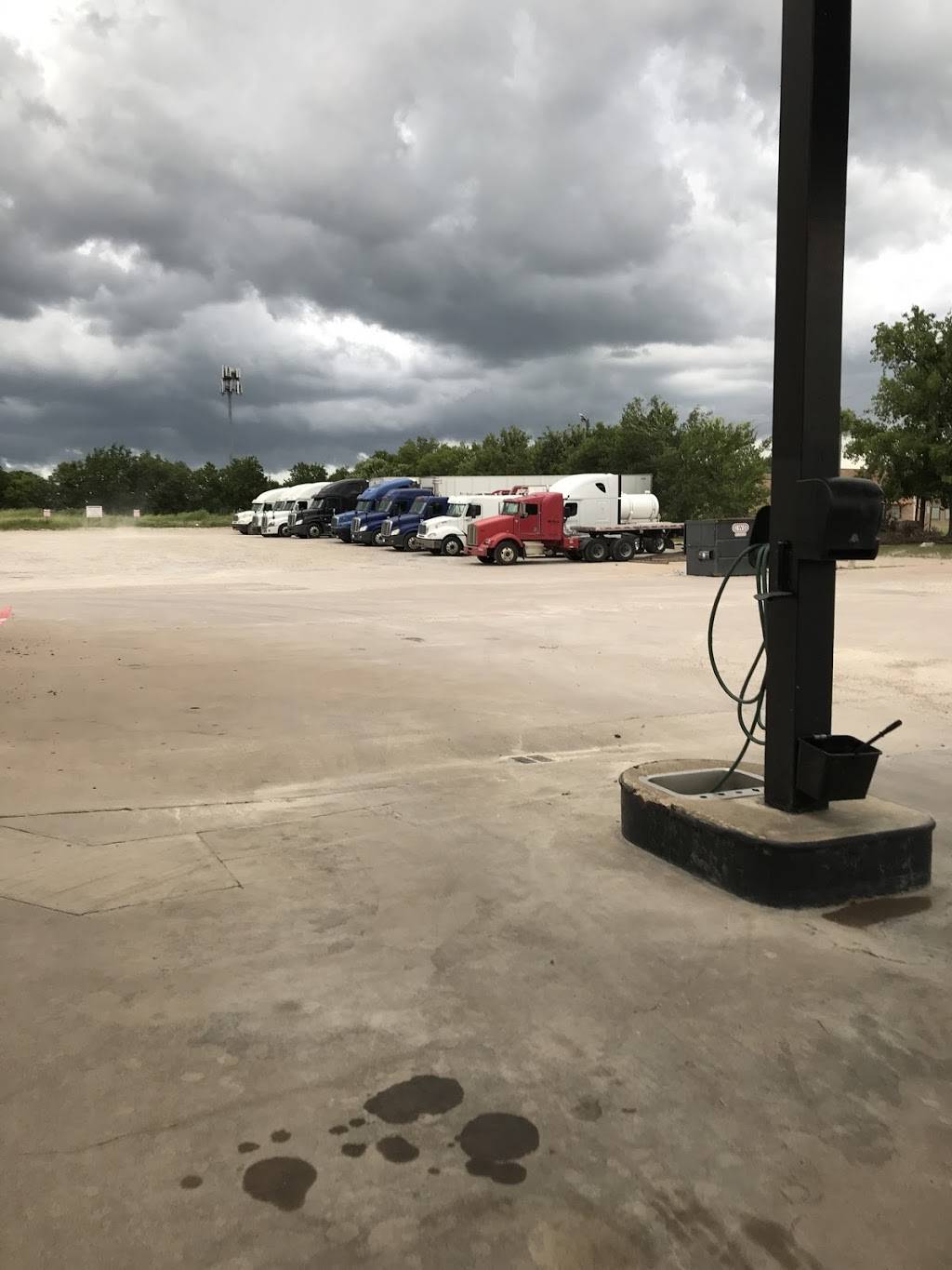 Knox Fuel Stop | 200 S I- 35 Service Rd, Red Oak, TX 75154, USA | Phone: (972) 617-7477