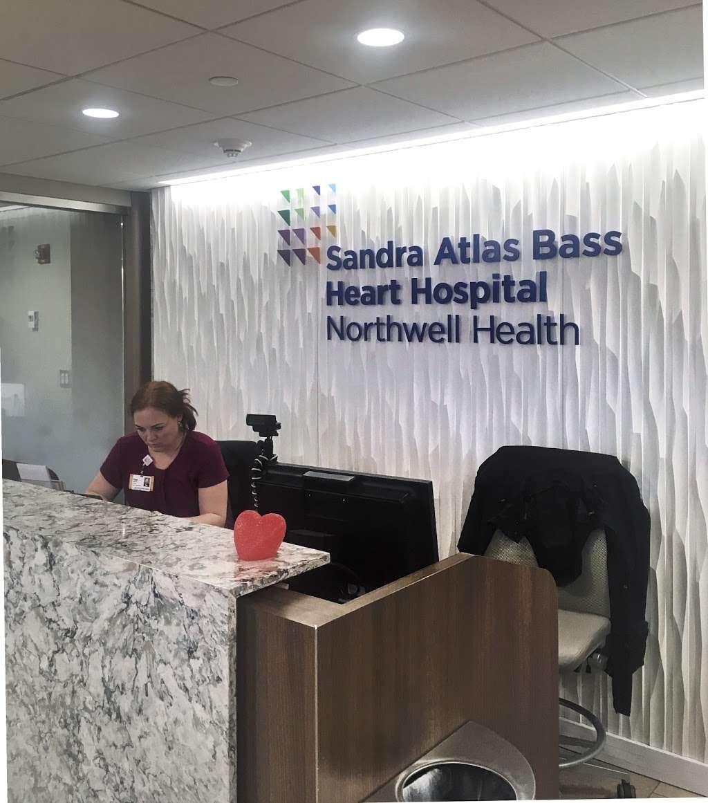 Sandra Atlas Bass Heart Hospital at North Shore University Hospi | Entrance 1, 300 Community Dr, Manhasset, NY 11030, USA | Phone: (516) 505-4327