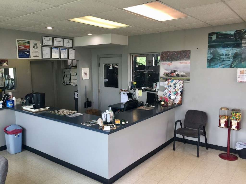 Compass Motors Auto Service Center | 8305 Bannister Rd, Kansas City, MO 64134 | Phone: (816) 569-2378