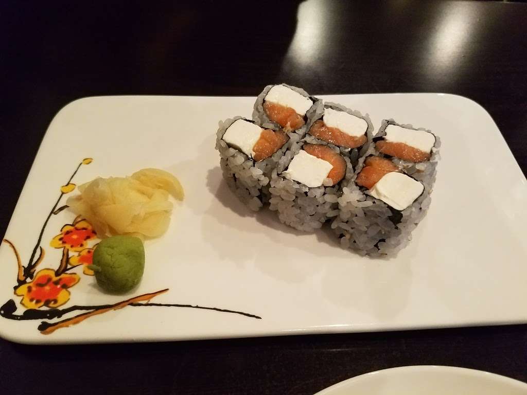 China Hut Sushi Lounge | 4922 NE 81st St, Kansas City, MO 64119, USA | Phone: (816) 468-2022