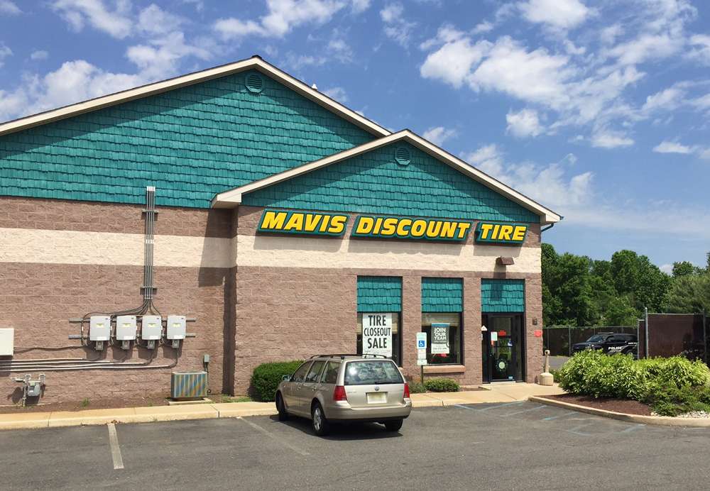 Mavis Discount Tire | 301 E Millstream Rd, Cream Ridge, NJ 08514, USA | Phone: (609) 227-4088