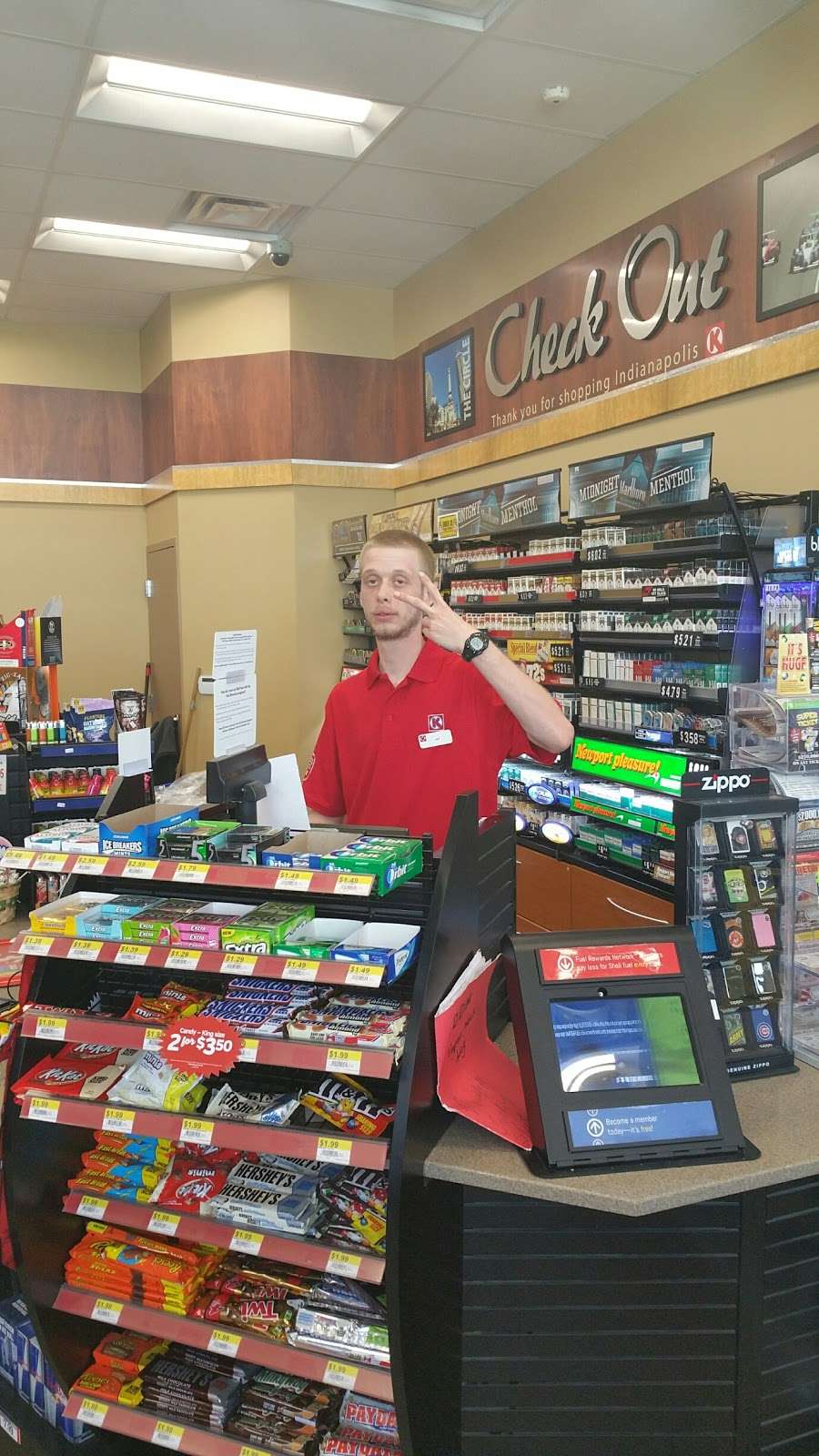 Circle K | 8701 Col. H. Weir Cook Memorial Dr, Indianapolis, IN 46241 | Phone: (317) 672-7550